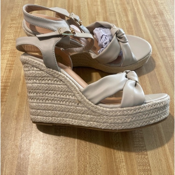 ZodyBoer Womens High Heel Espadrille Platform Wedges Sandals with Bow Tie NWOT 9 - Picture 6 of 10